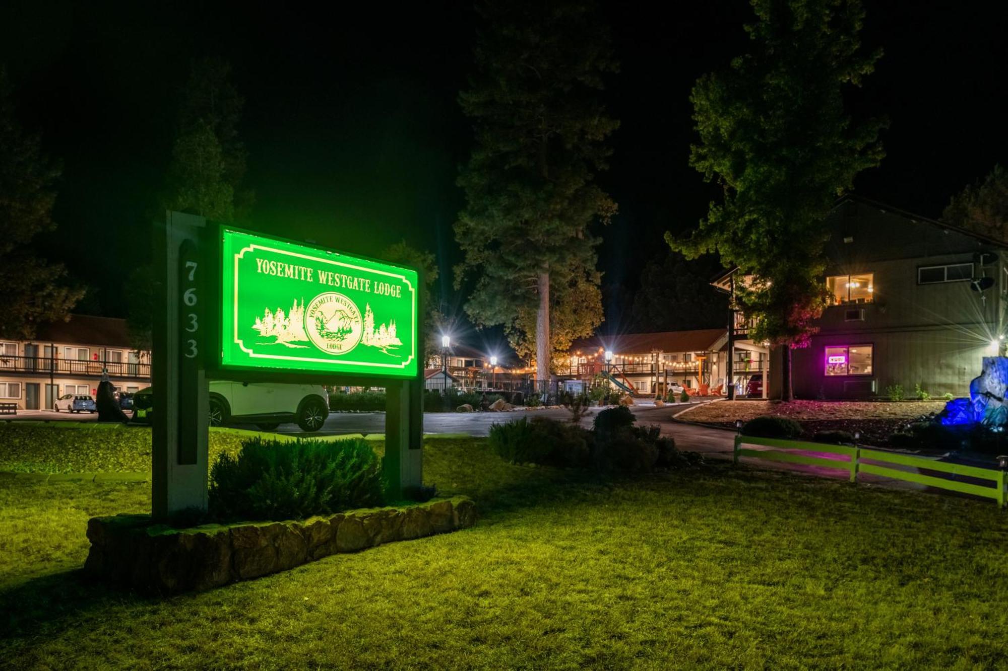 Yosemite Westgate Lodge Гроувланд Екстериор снимка